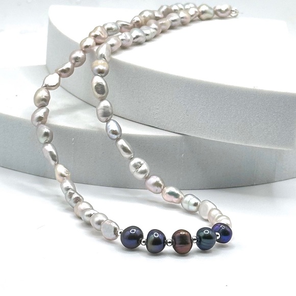 Genuine Natural Fashion Baroque Grey Nugget Necklace with Peacock Pearls - Picture 1 of 10